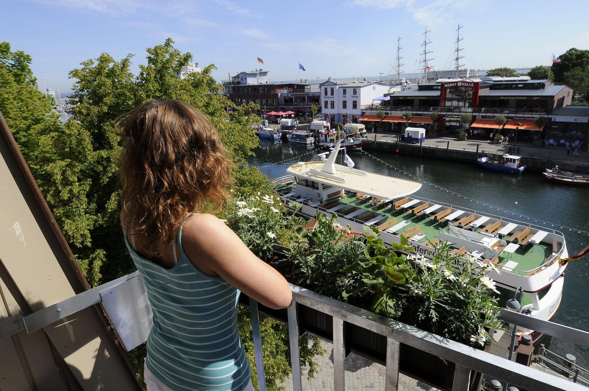 Hotel Am Alten Strom Rostock Zewnętrze zdjęcie